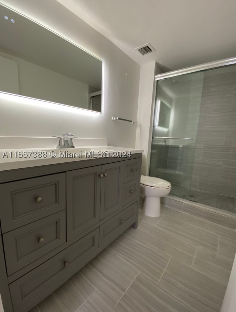 13499 Biscayne Blvd 1507 — photo