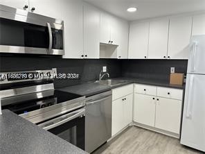 13499 Biscayne Blvd 801 — photo