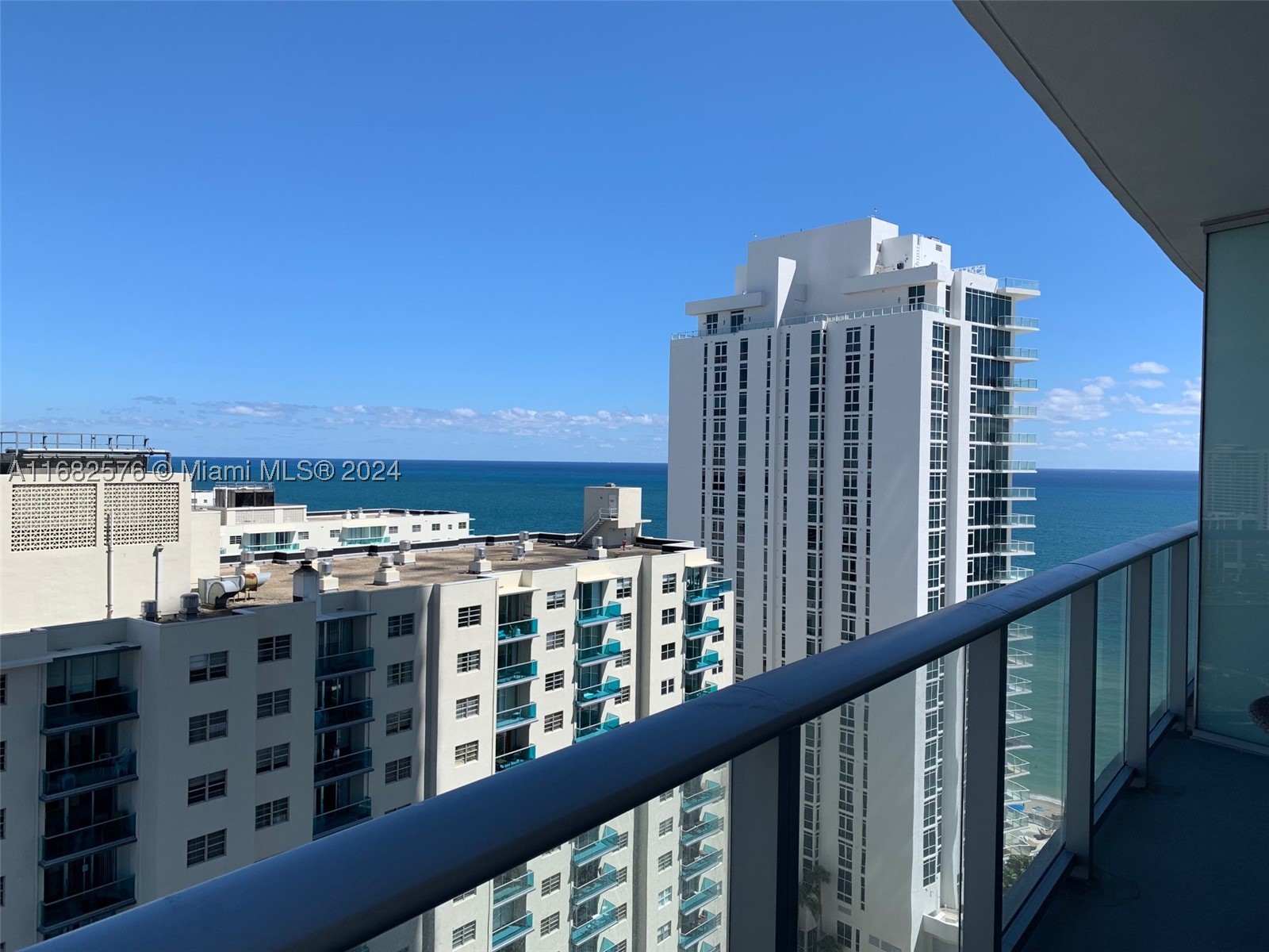 4111 S Ocean Dr 1512 — photo