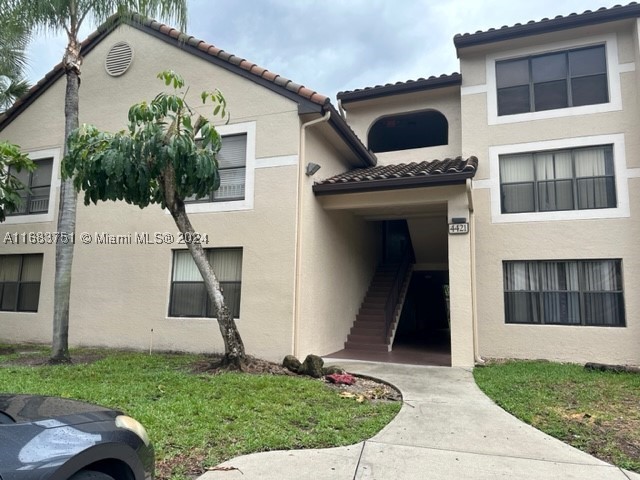 4421 W Mcnab Rd 10 — photo
