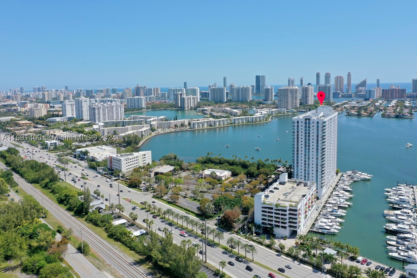 17301 Biscayne Blvd 1404 — photo