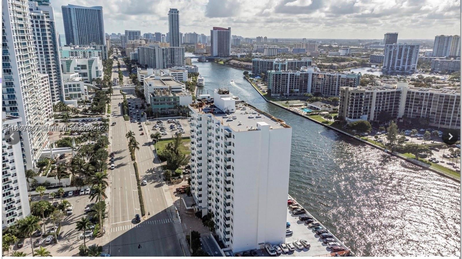 3000 S Ocean Dr 1012 — photo