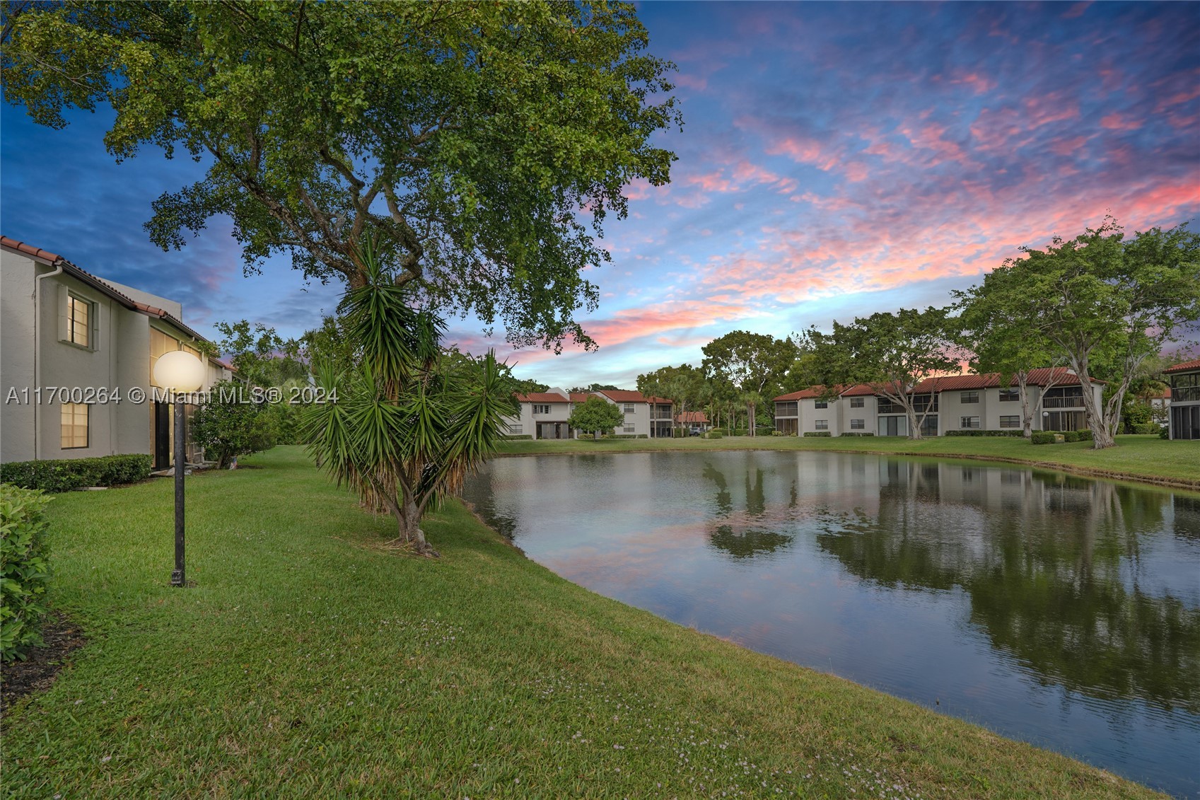 21364 Cypress Hammock Dr 1H — photo
