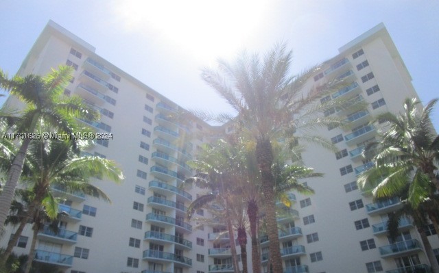 3801 S Ocean Dr 8U — photo