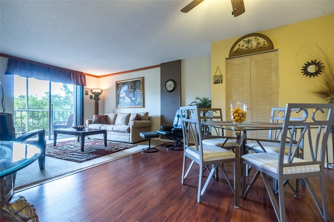 2127 Brickell Ave Unit 2804 — photo