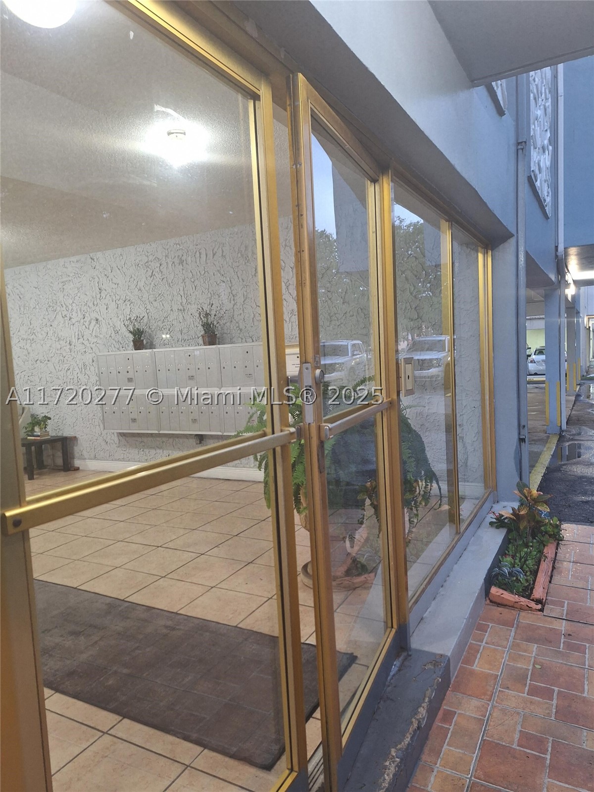 1735 NE 164th St G210 — photo