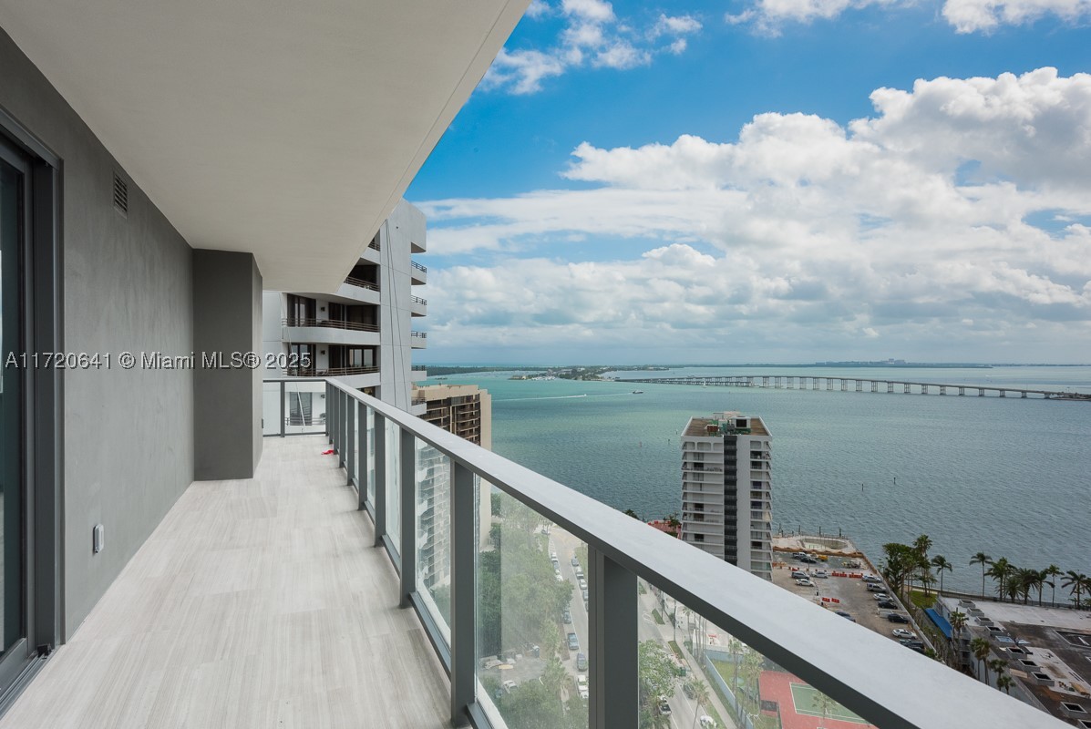 1451 Brickell Ave 2103 — photo