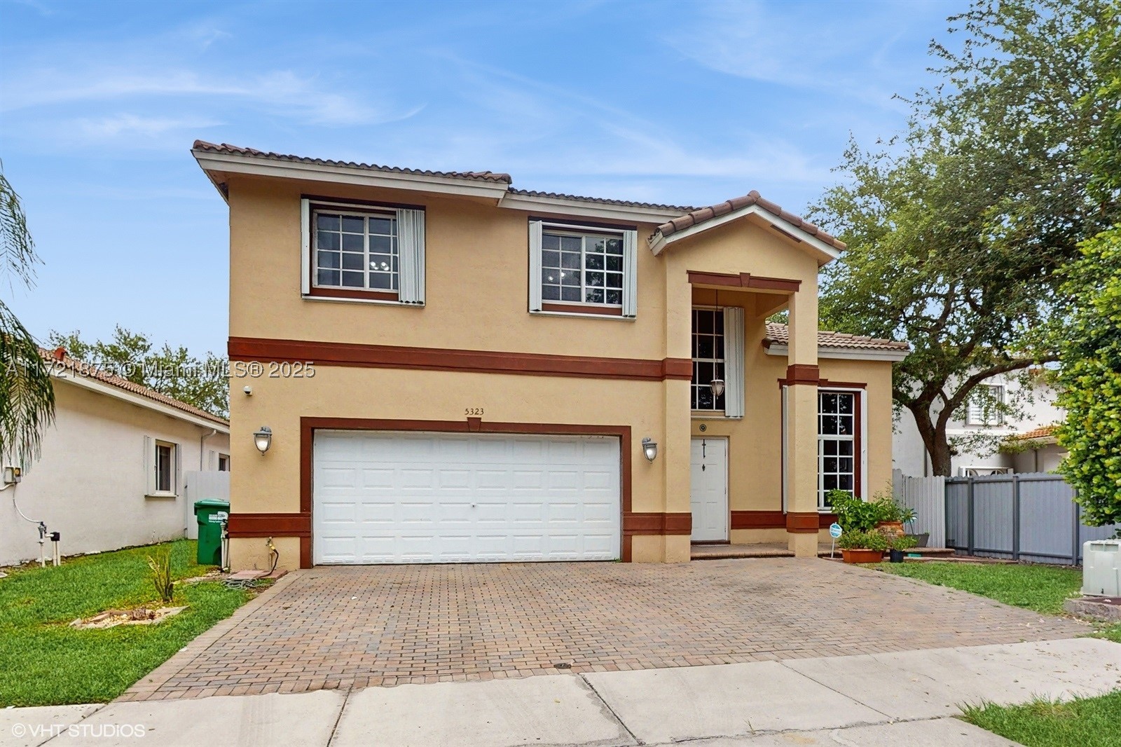 5323 NW 109th Ct — photo