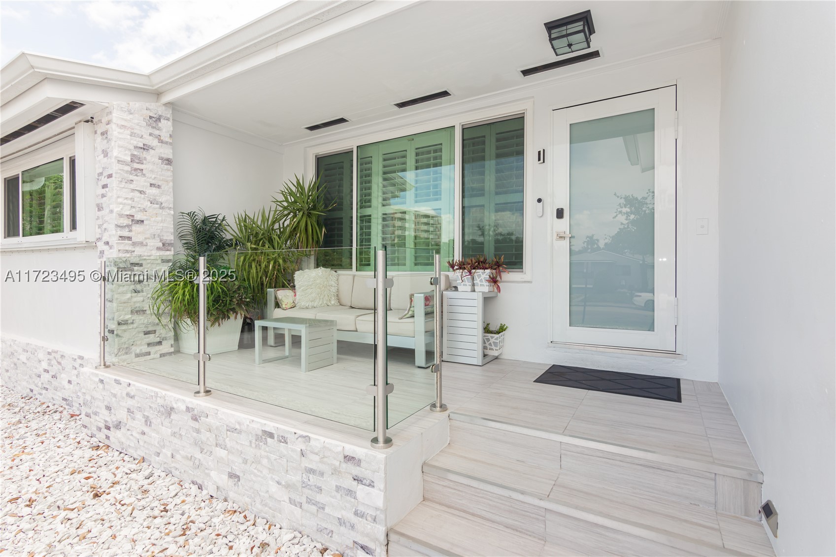 7549 Adventure Ave — photo