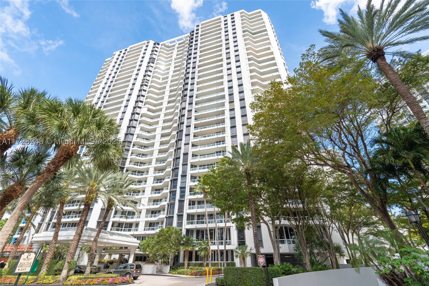 21205 Yacht Club Dr 805 — photo