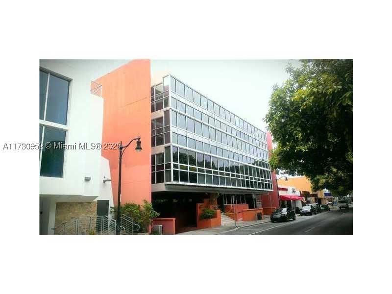 1385 SW 22 203 — photo
