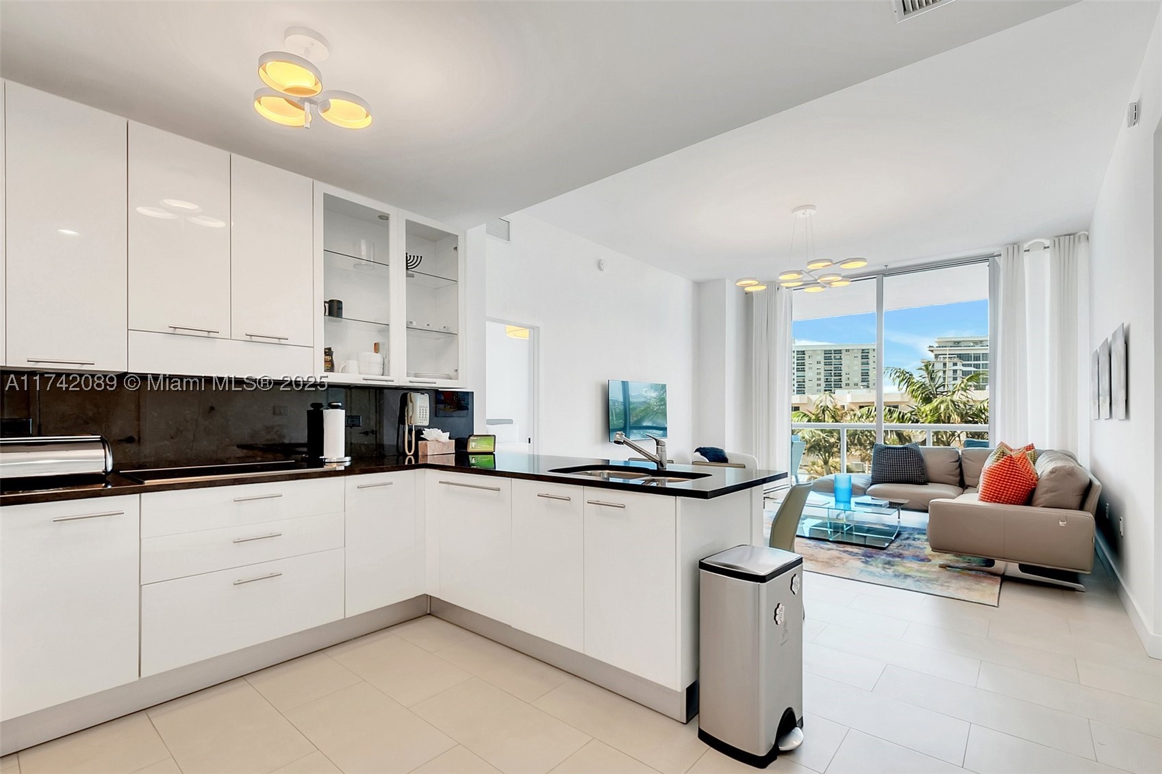 6799 Collins Ave 312 — photo