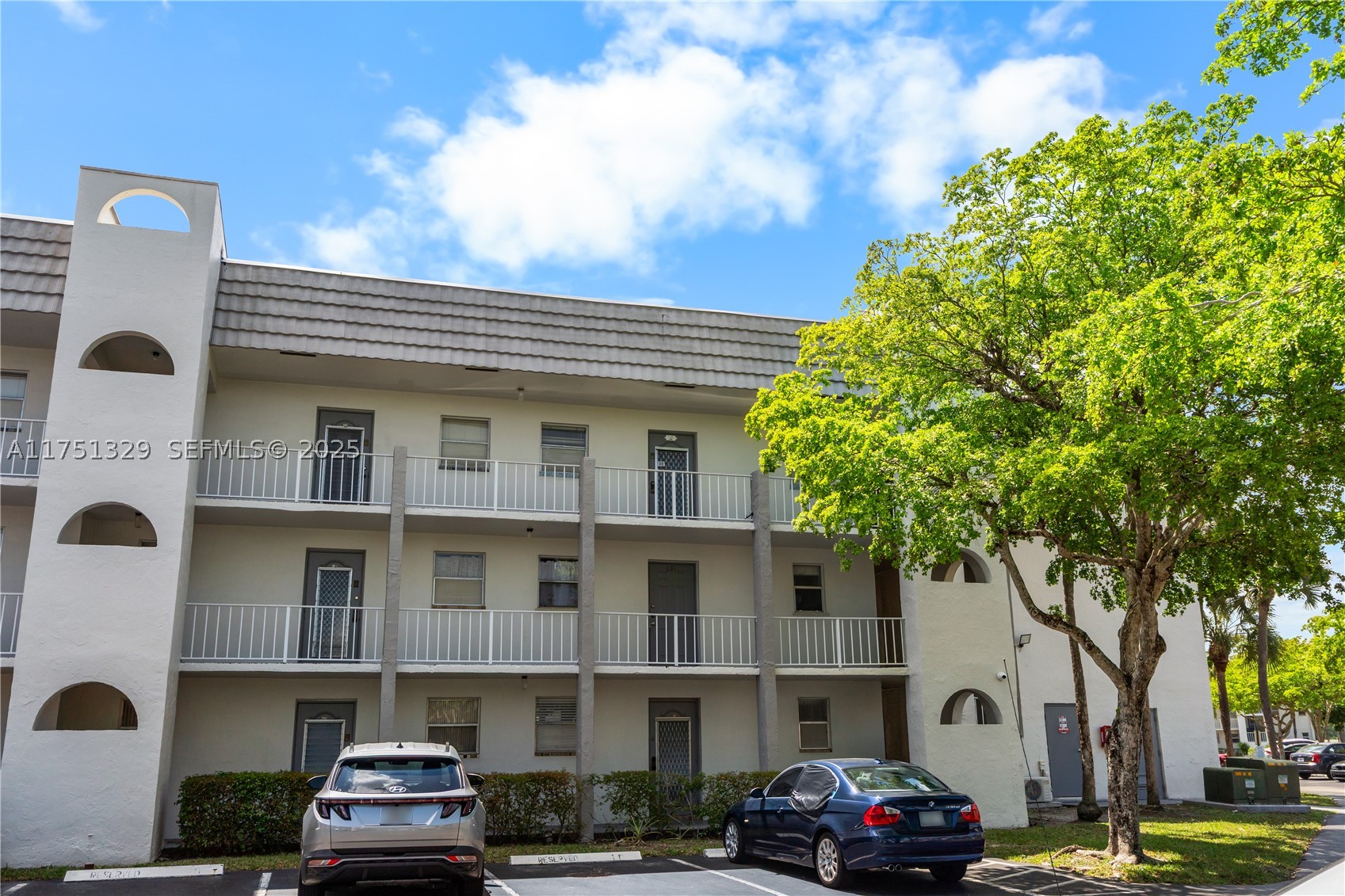 8450 Sunrise Lakes Blvd 306 — photo