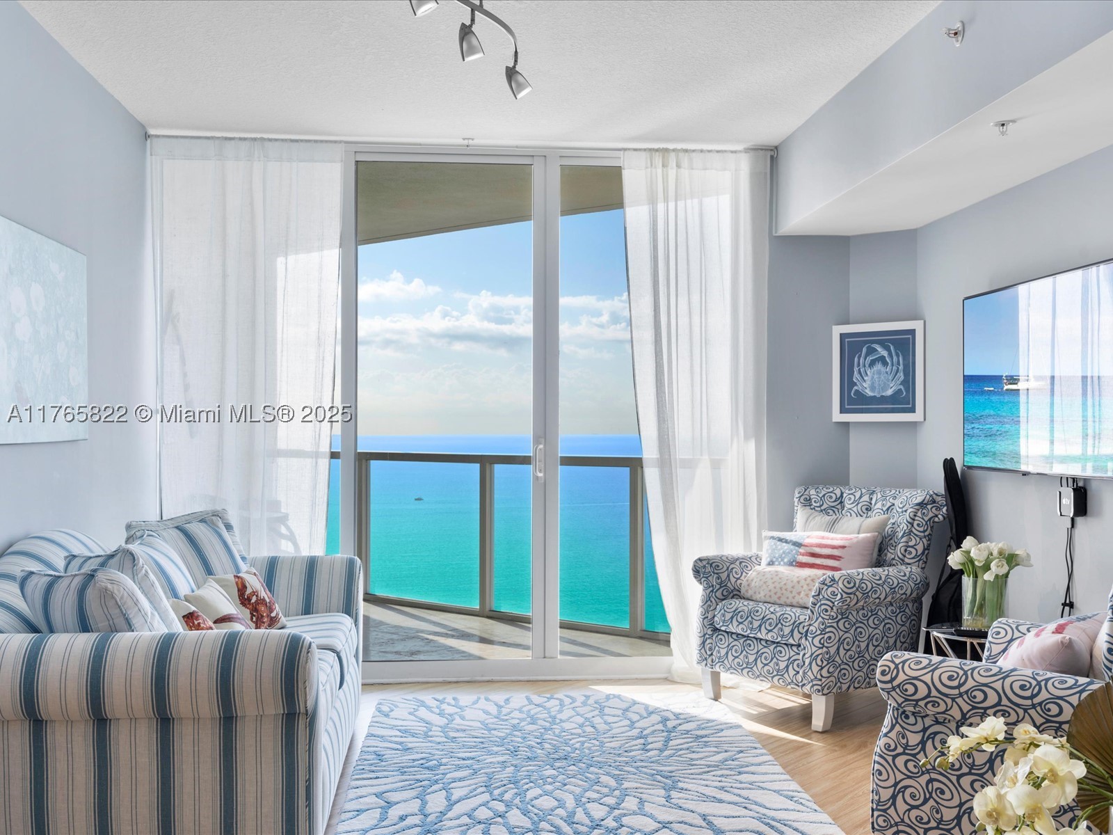 16699 Collins Ave 3710 — photo