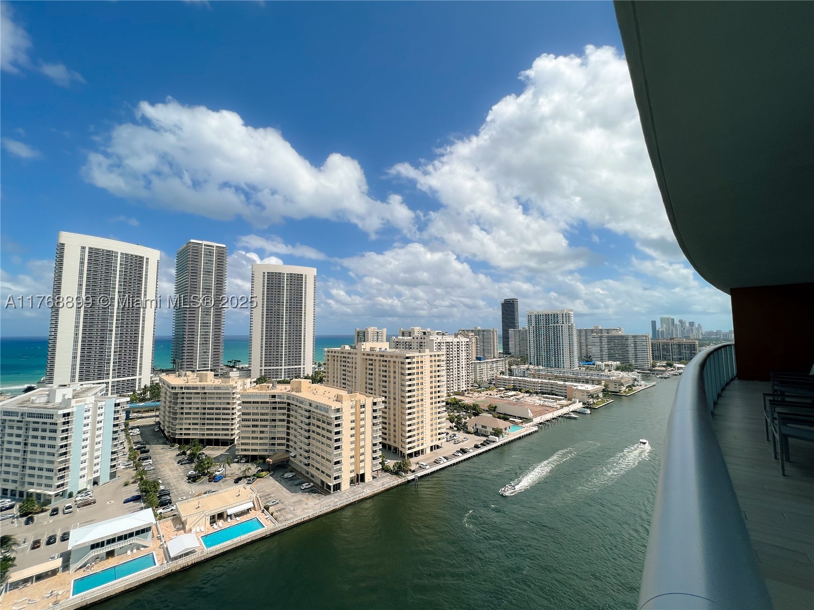 2600 E Hallandale Beach Blvd T2202 — photo