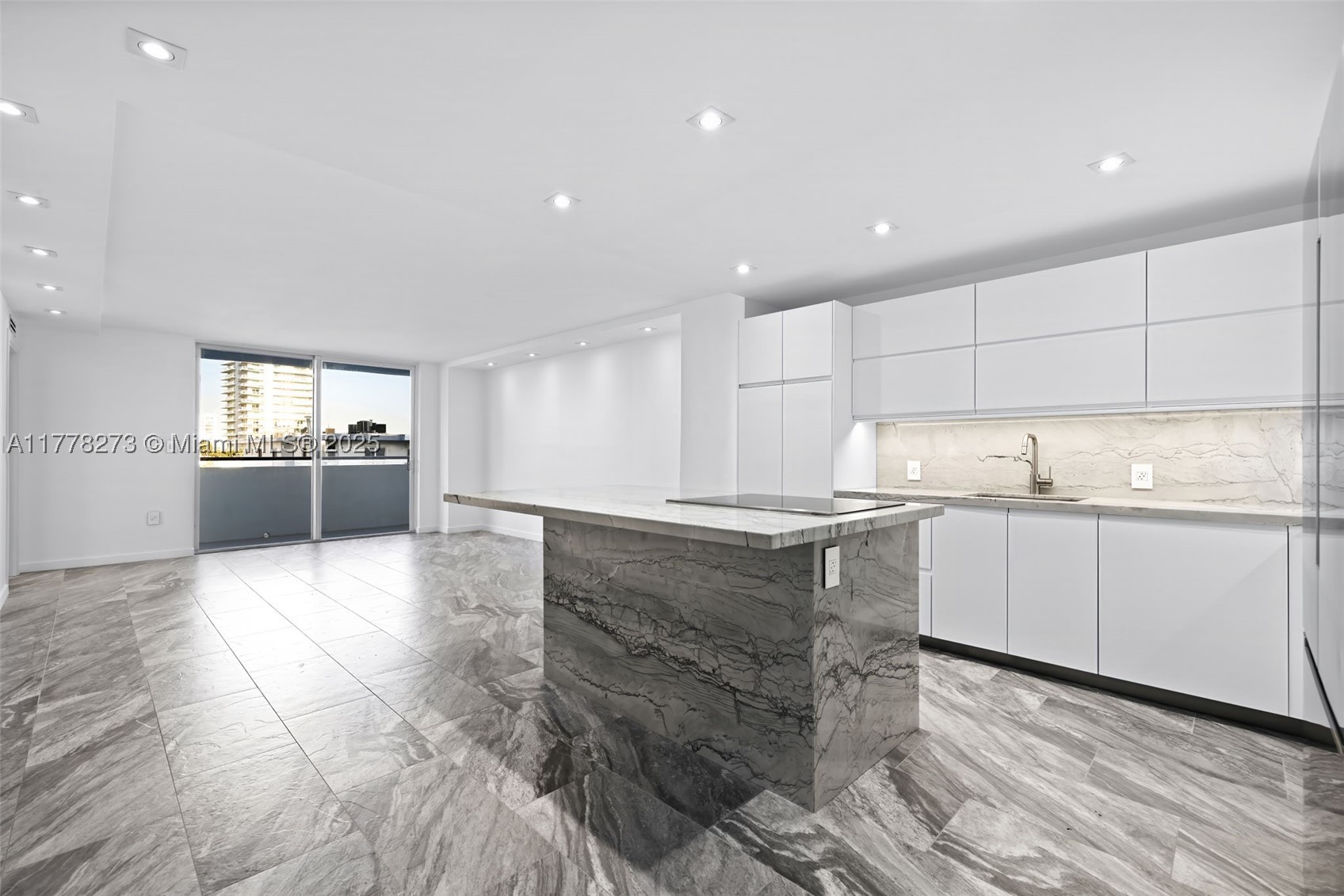 1658 Bay Rd 504 — photo