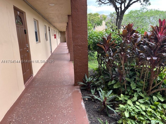 9350 Sunrise Lakes Blvd 109 — photo