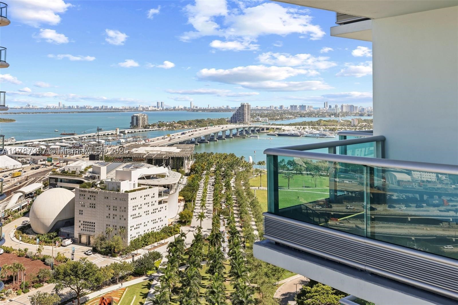 900 Biscayne Blvd Unit 2410 — photo