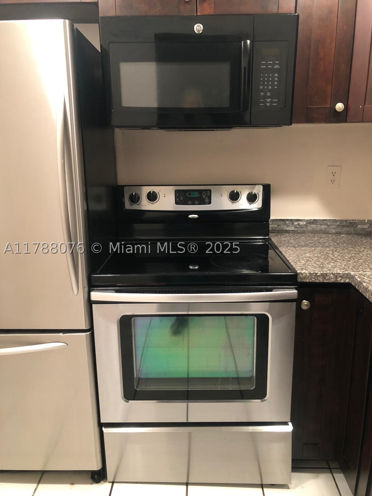 494 NW 165th St Rd C-102 — photo