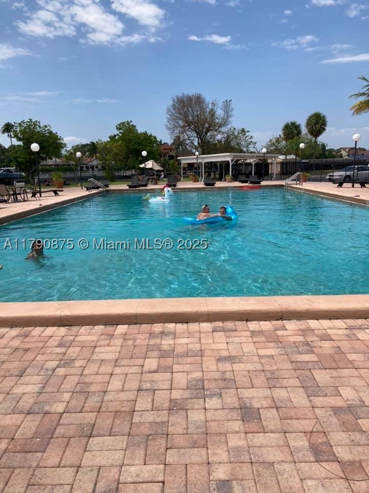 701 Three Islands Blvd 409 — photo