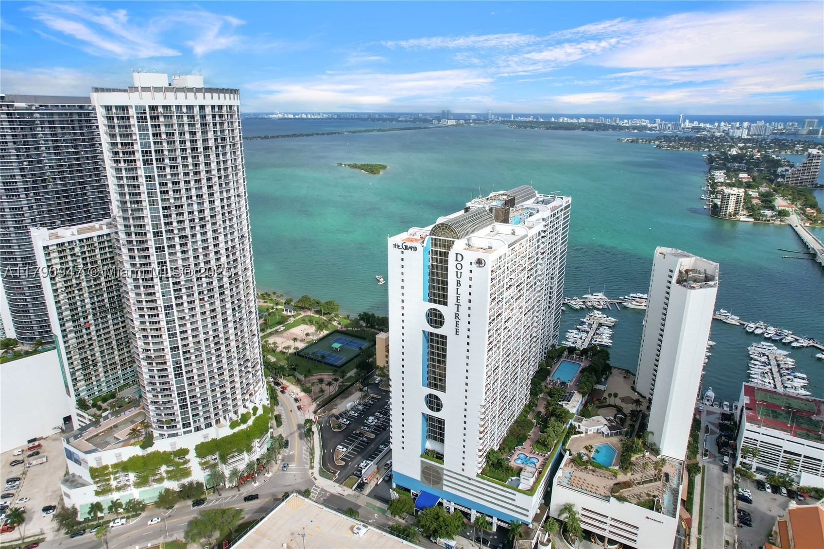 1717 N Bayshore Dr a-3144 — photo