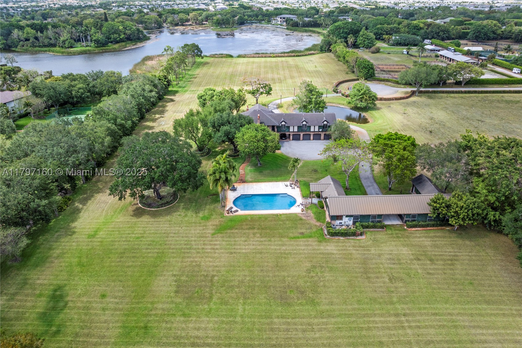 8700 Surrey Lane, Boca Raton, FL 33496 — photo 3