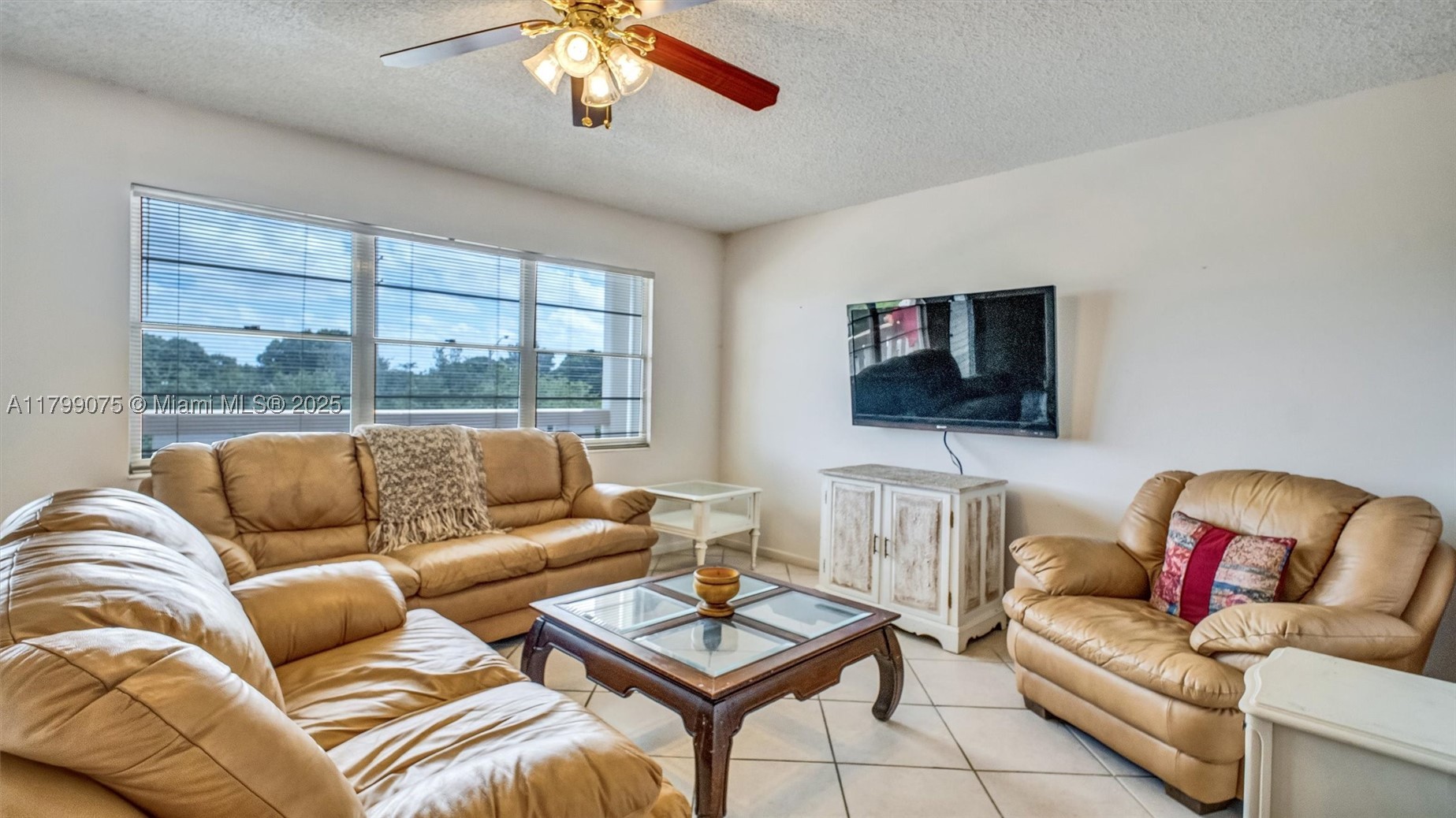 3087 Newport S 3087 — photo
