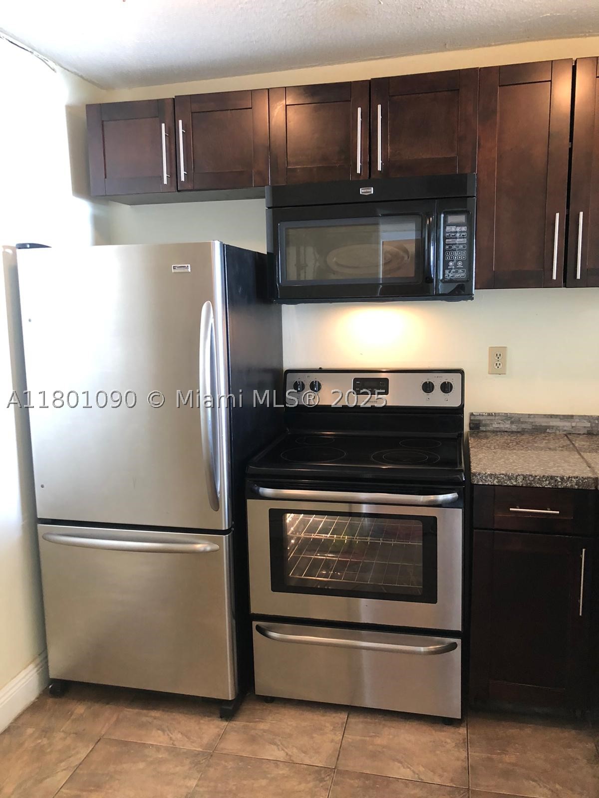 492 NW 165th St Rd C514 — photo