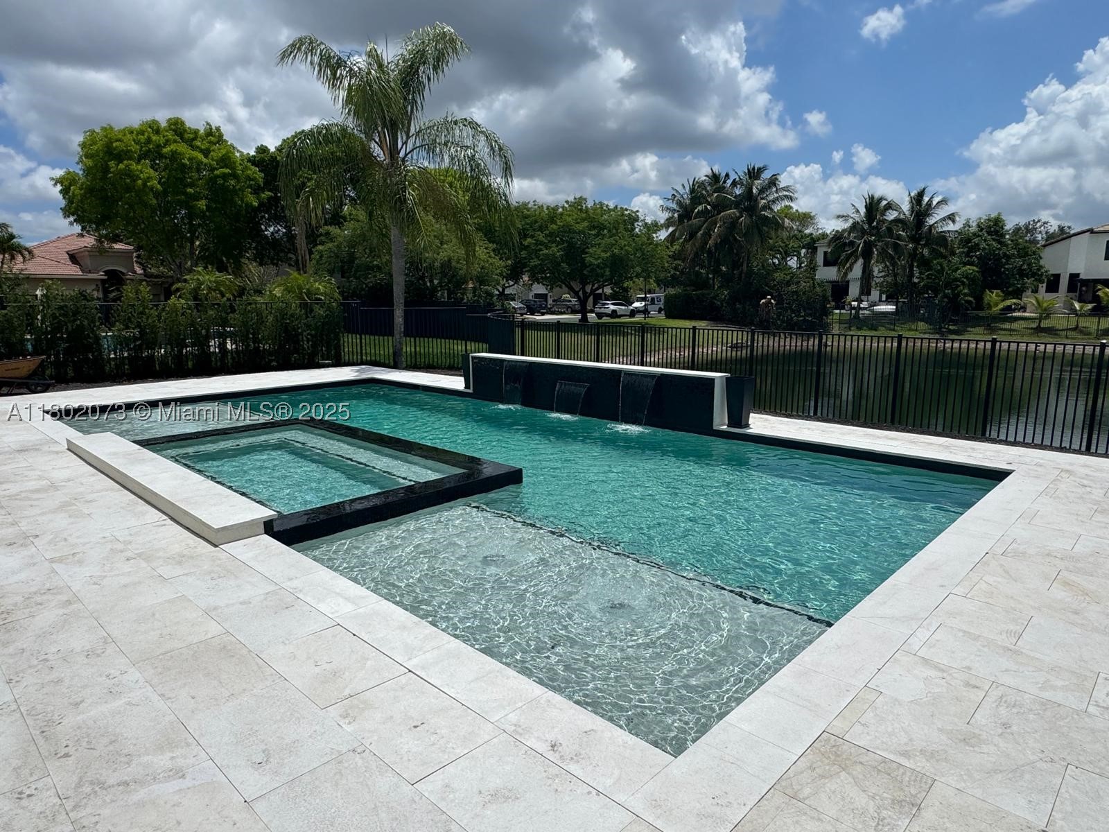 Established Fully License and Insured Pool/Spa Business For Sale — photo