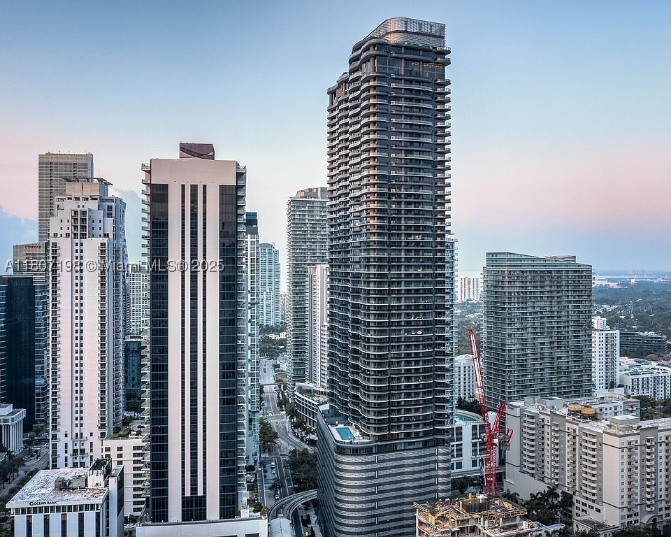 1000 Brickell Plz 2705 — photo