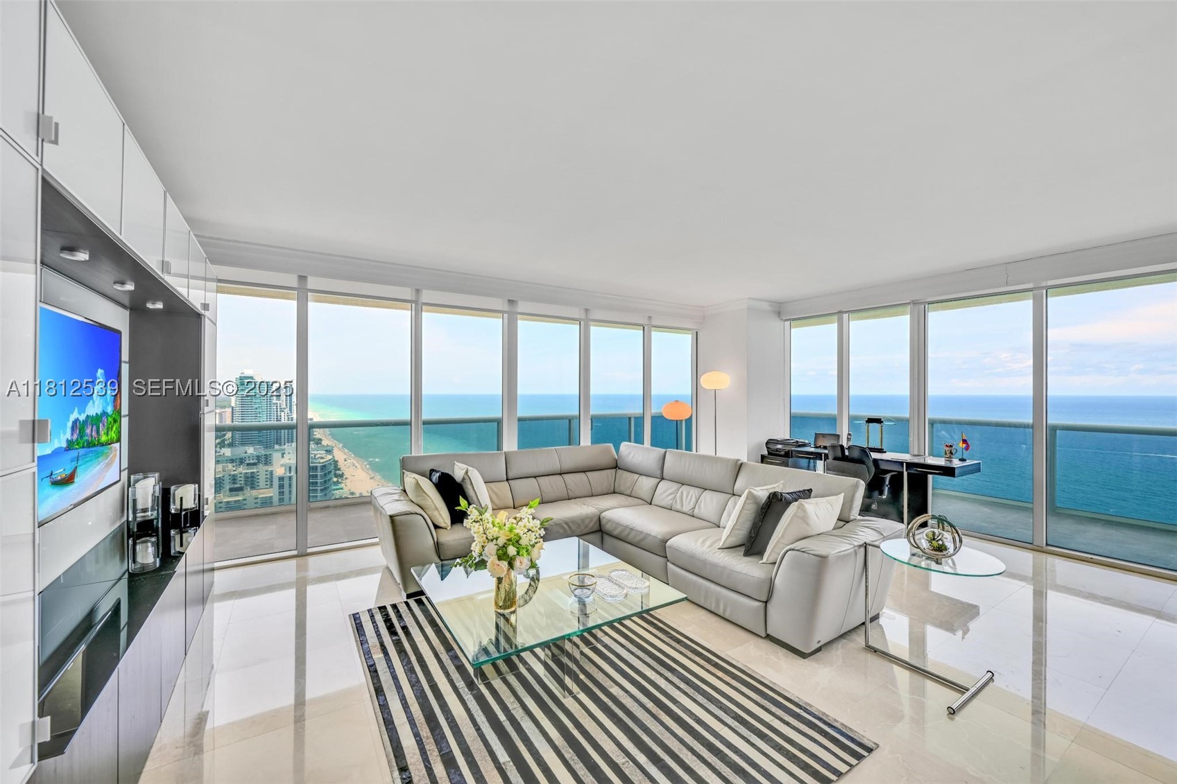 1830 S Ocean Dr 3801 — photo