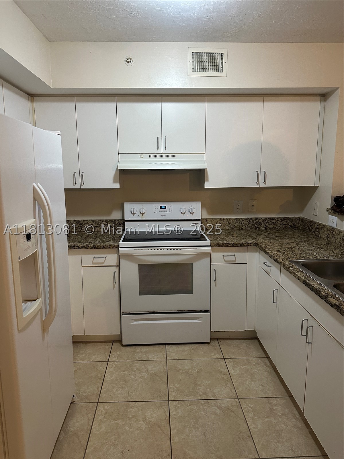 4828 N State Road 7 8107 — photo