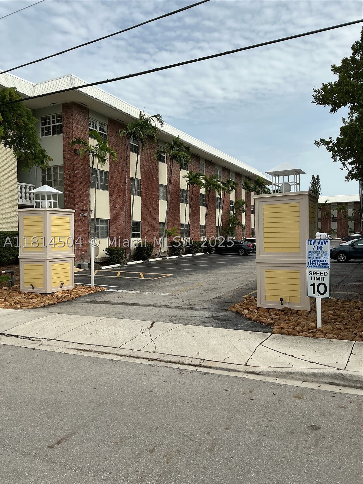 2426 SE 17th Cswy 109a — photo