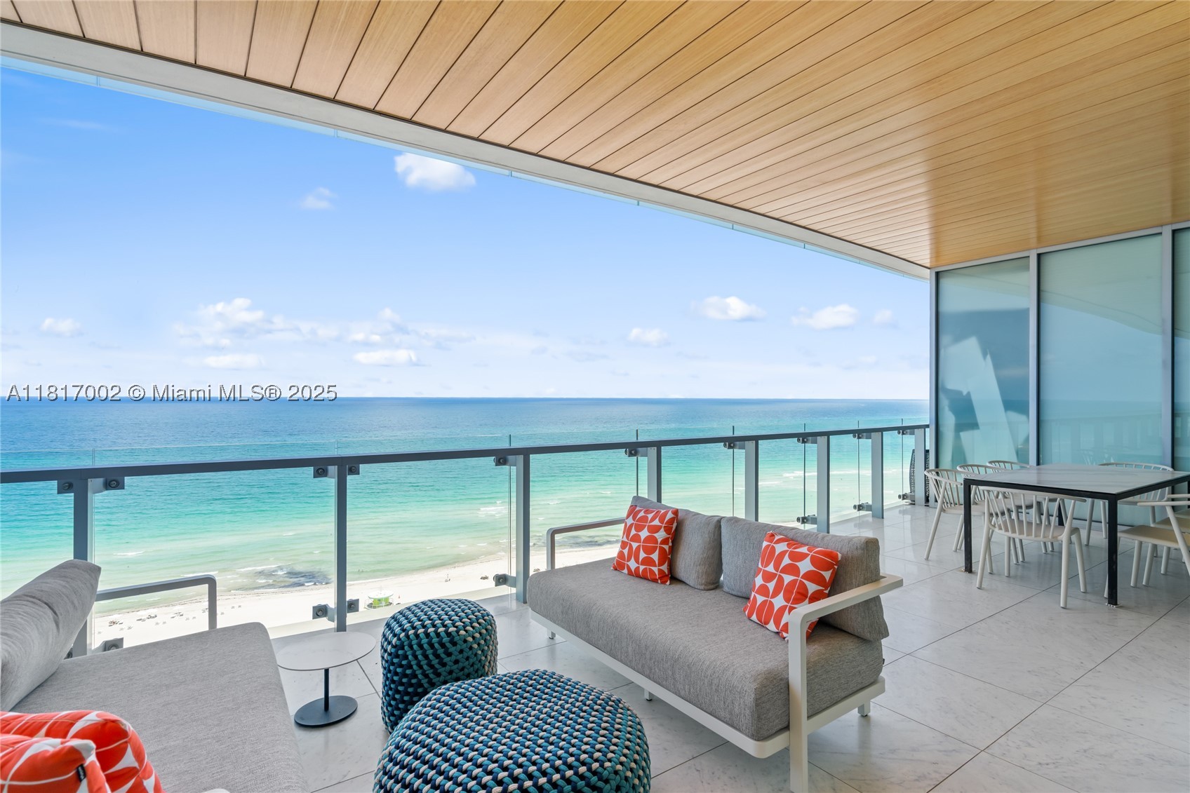 5775 Collins Ave Unit 1602 — photo