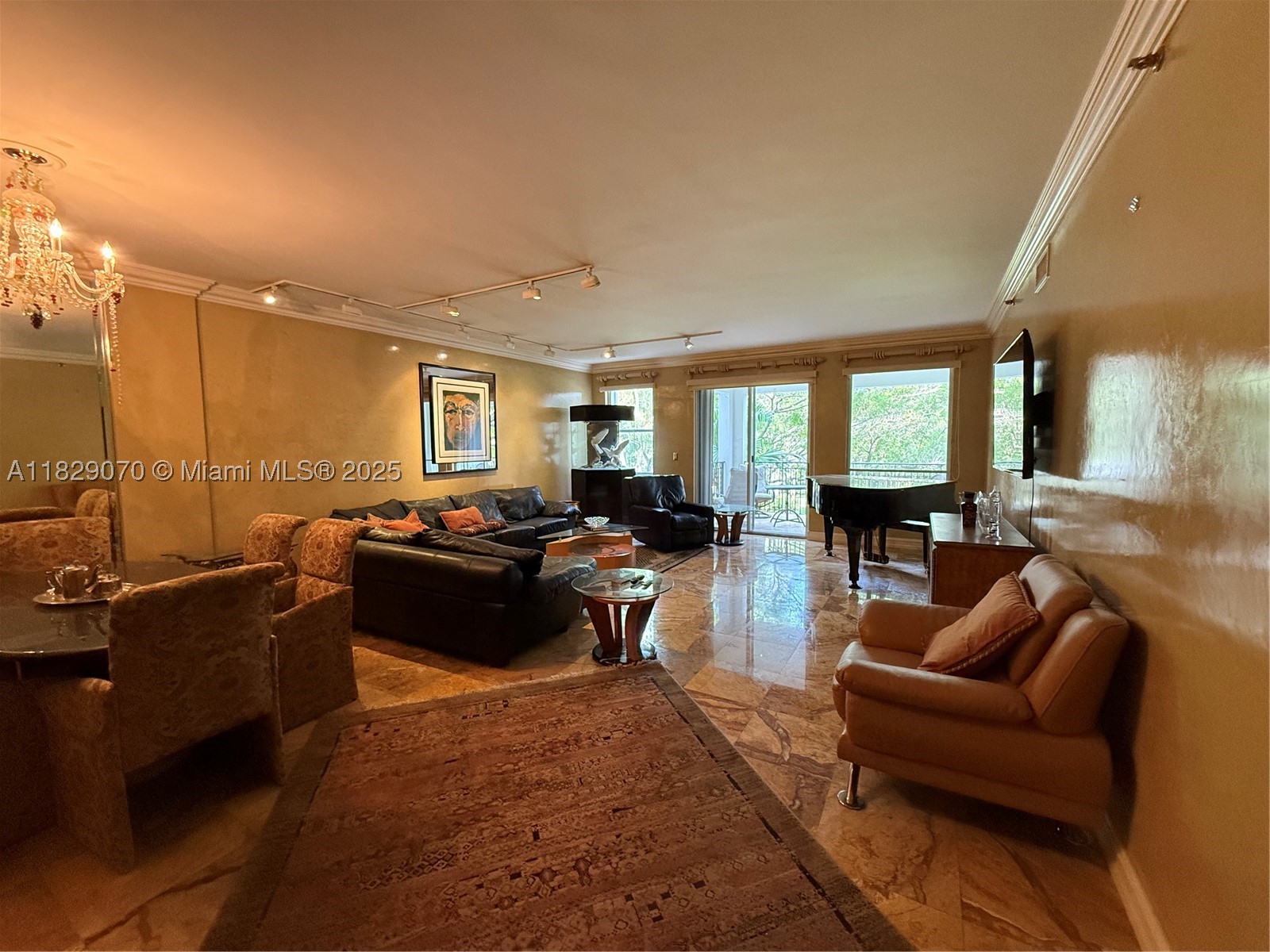 3700 Island Blvd C203 — photo