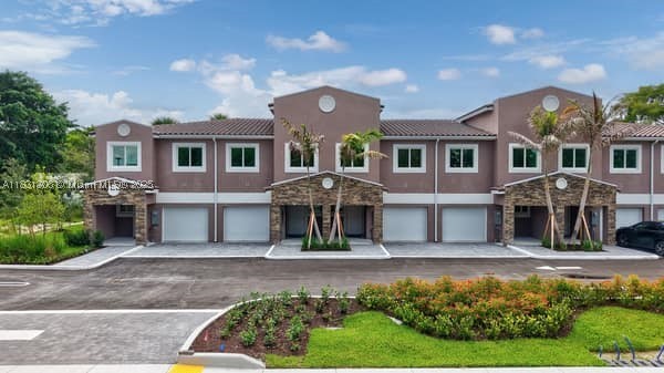 1563 NW 94th Way 09 — photo
