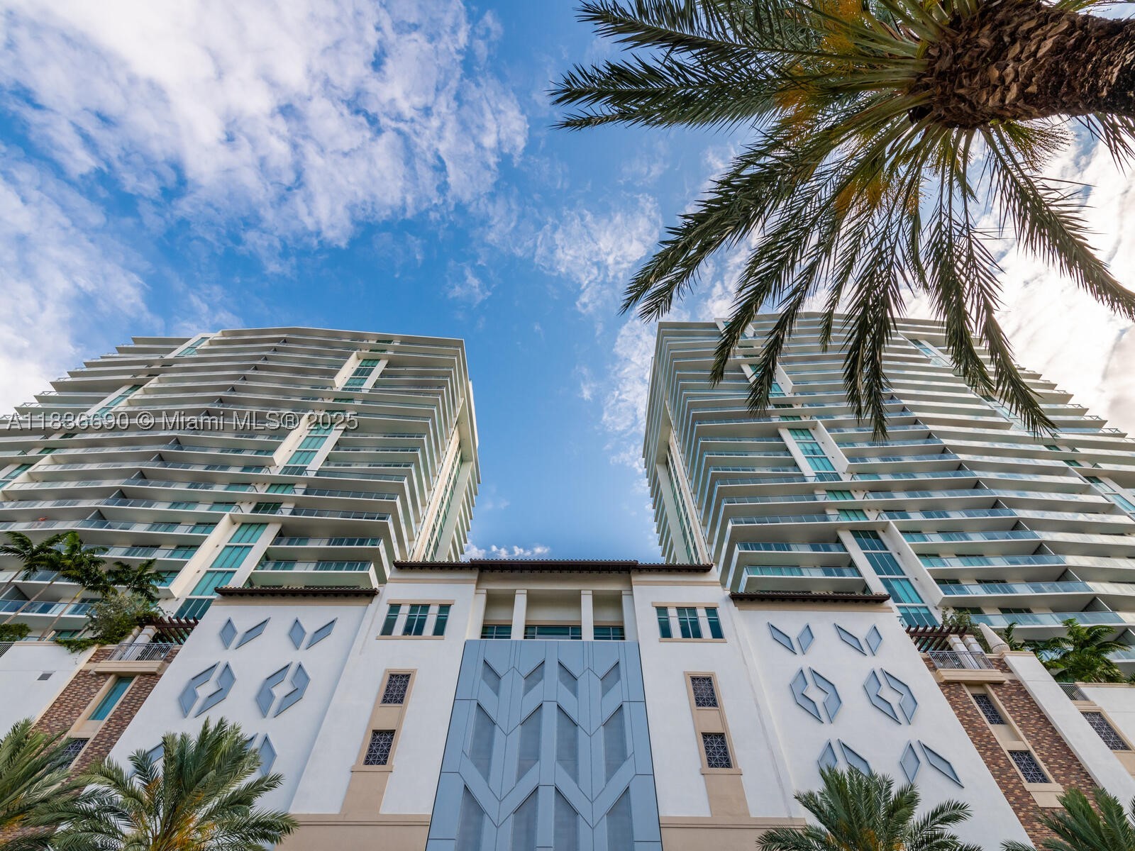300 Sunny Isles Blvd 5-1605 — photo