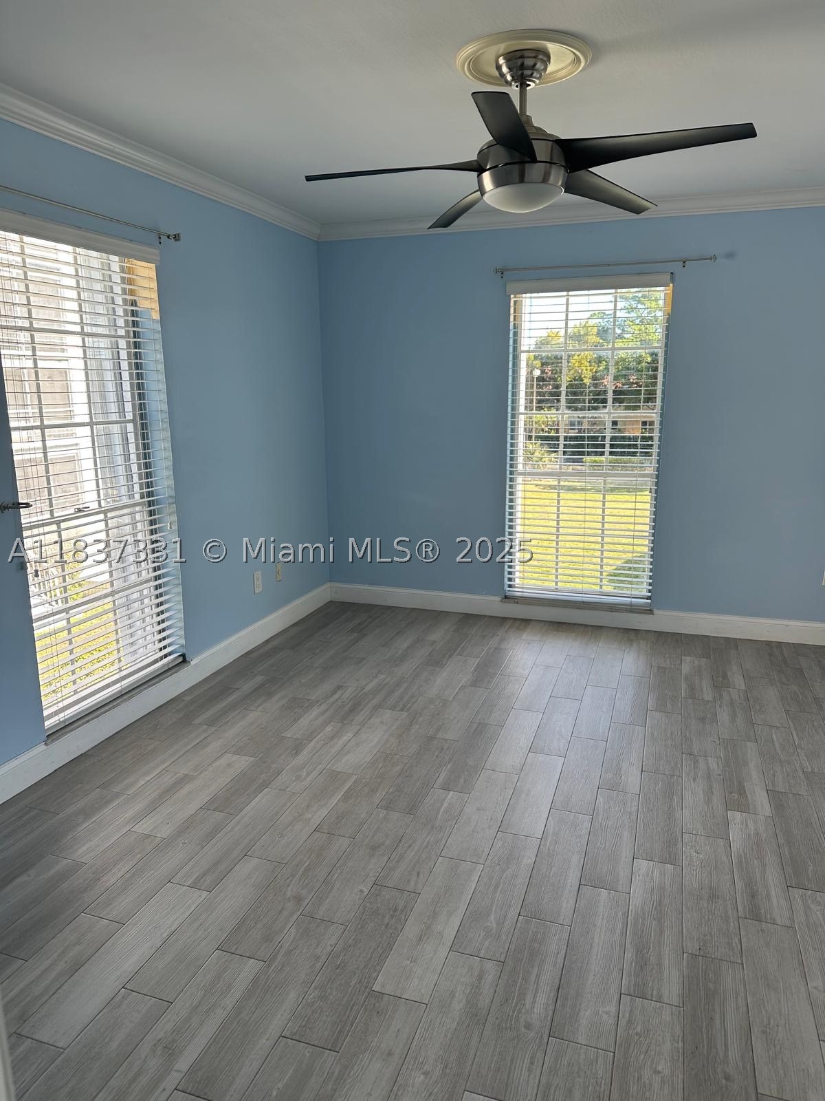 661 N University Dr 1-201 — photo