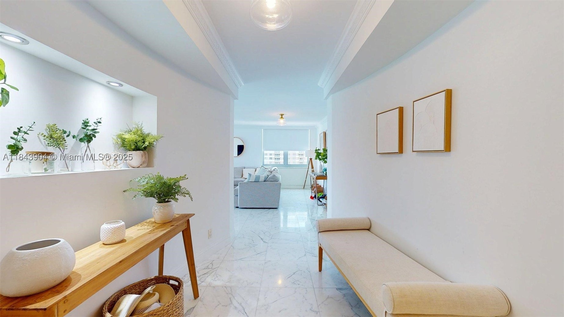 1912 S Ocean Dr 9a — photo