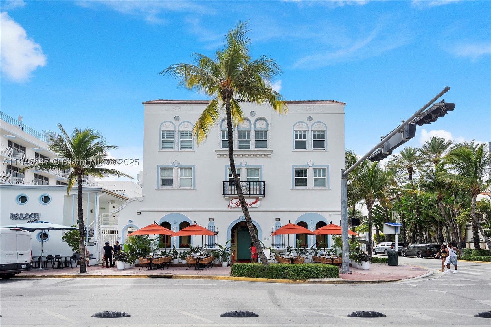 1060 Ocean Dr D303 — photo