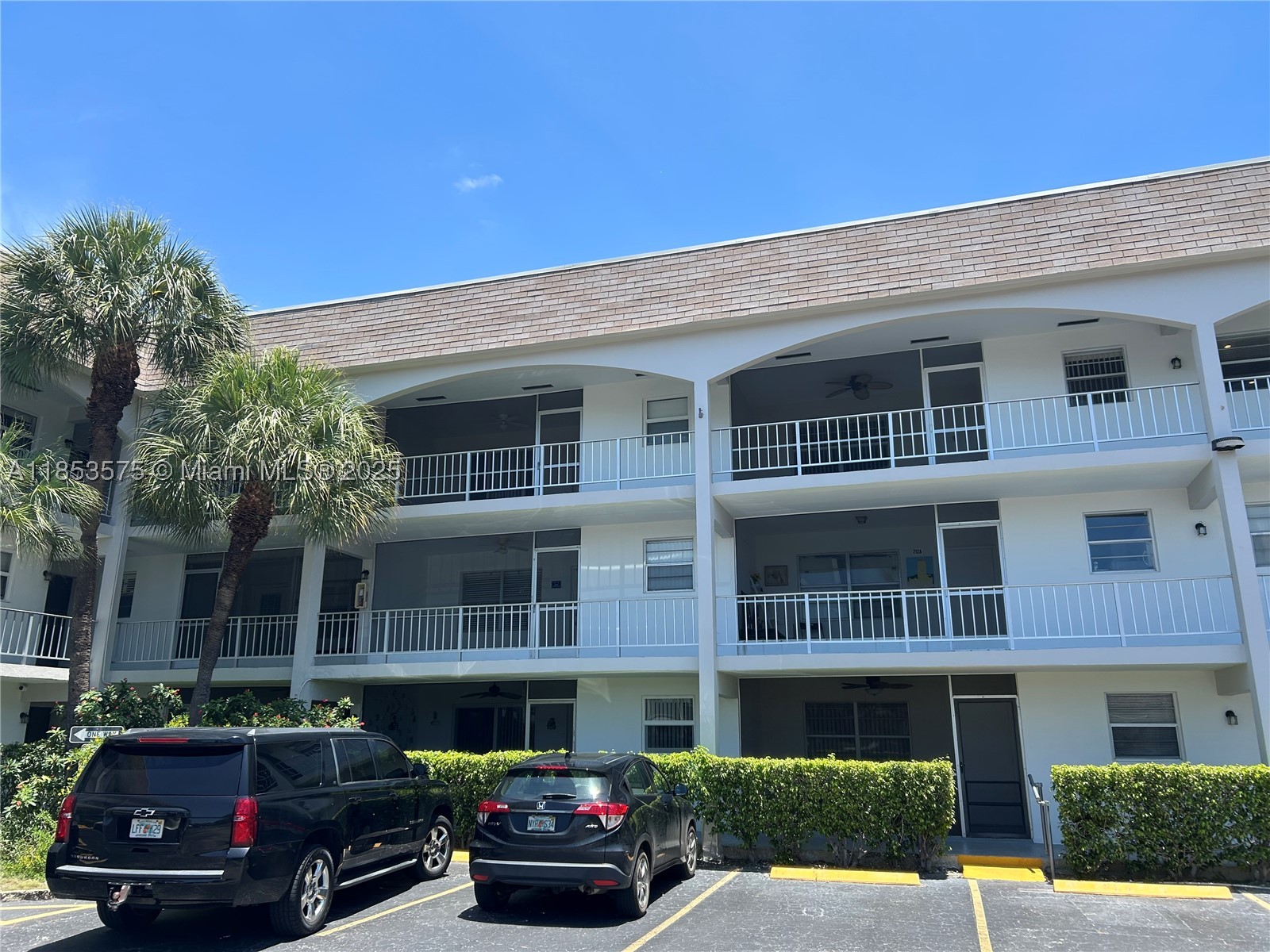 501 Blue Heron Dr 110-a — photo