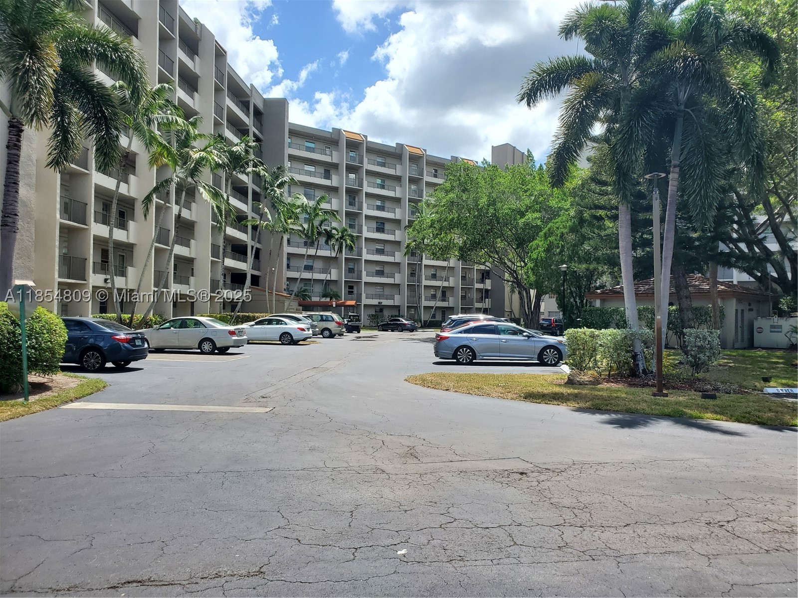 3940 Inverrary Blvd 402-a — photo