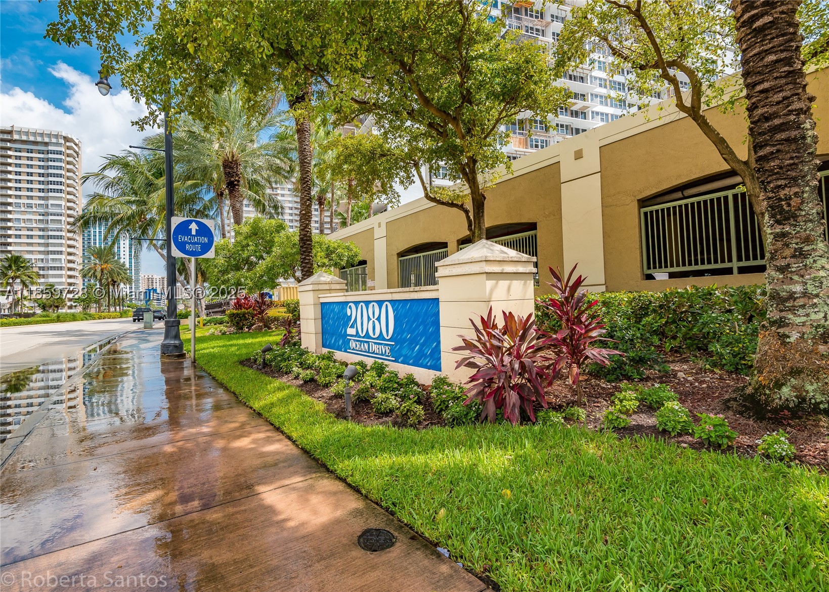 2080 S Ocean Dr 602 — photo