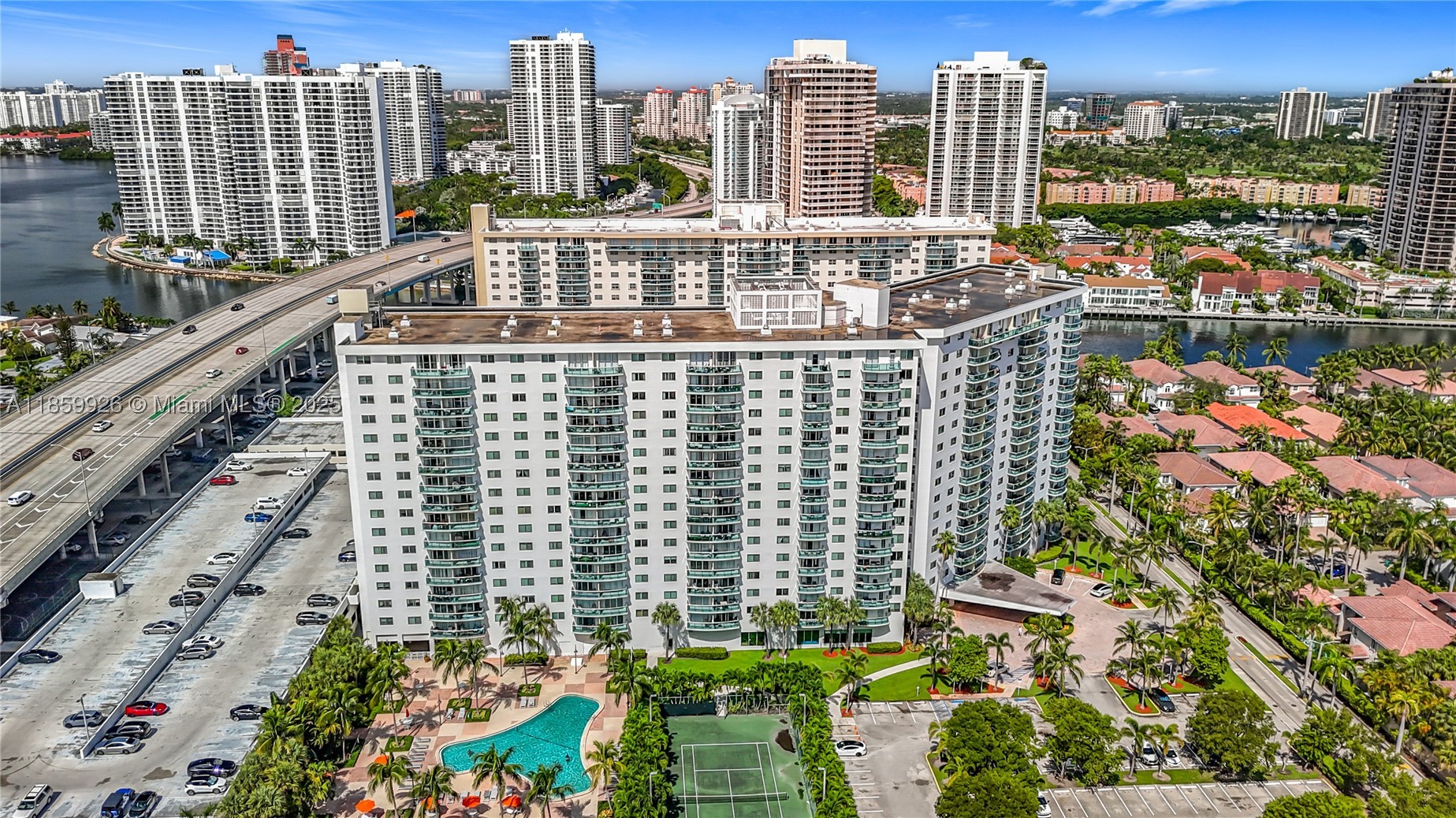 19380 Collins Ave 308 — photo