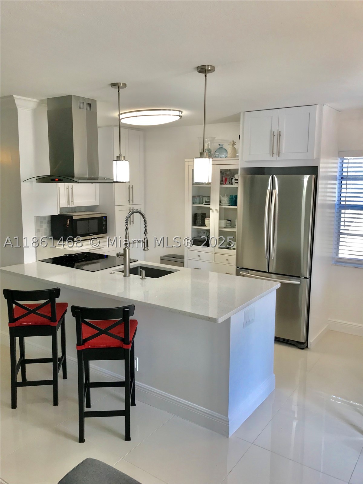 466 Normandy J 466 — photo