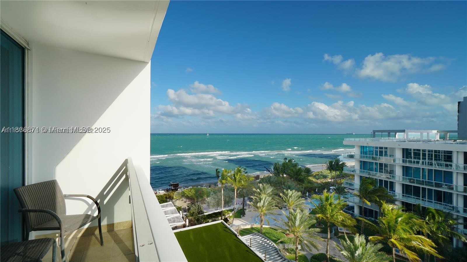 6801 Collins Ave 710 — photo