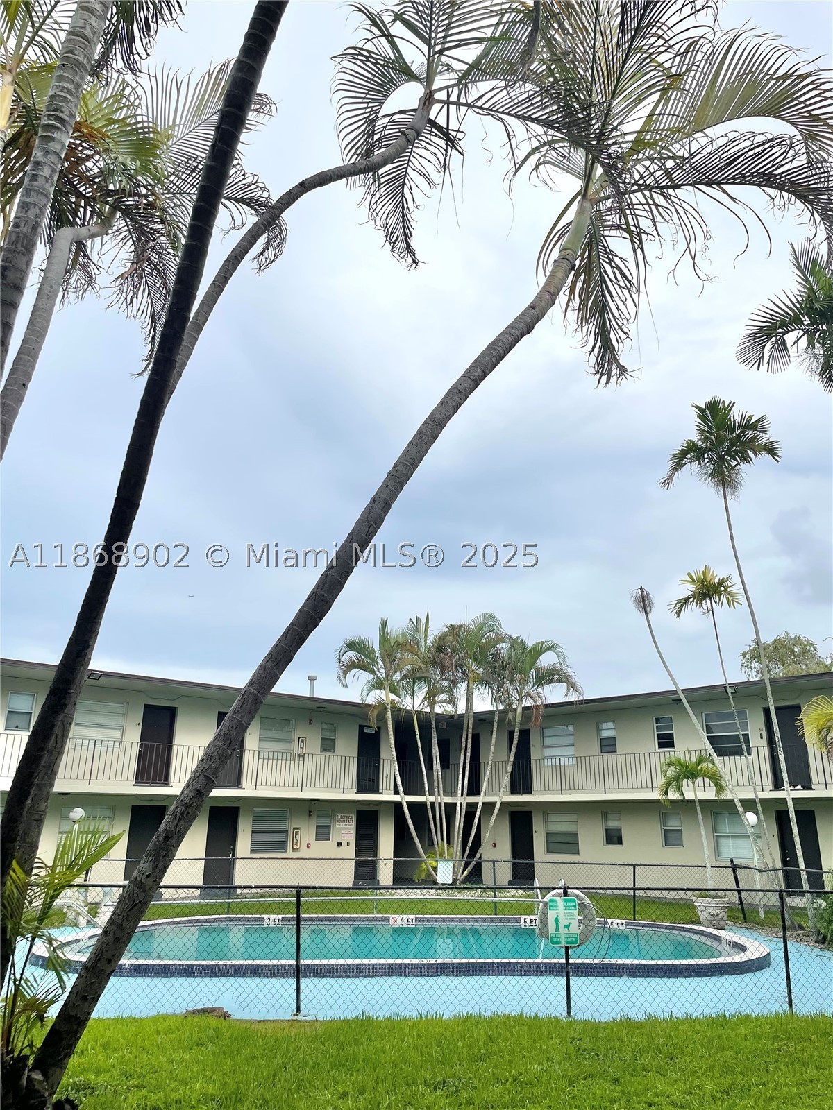 3901 SW 112th Ave 46 — photo