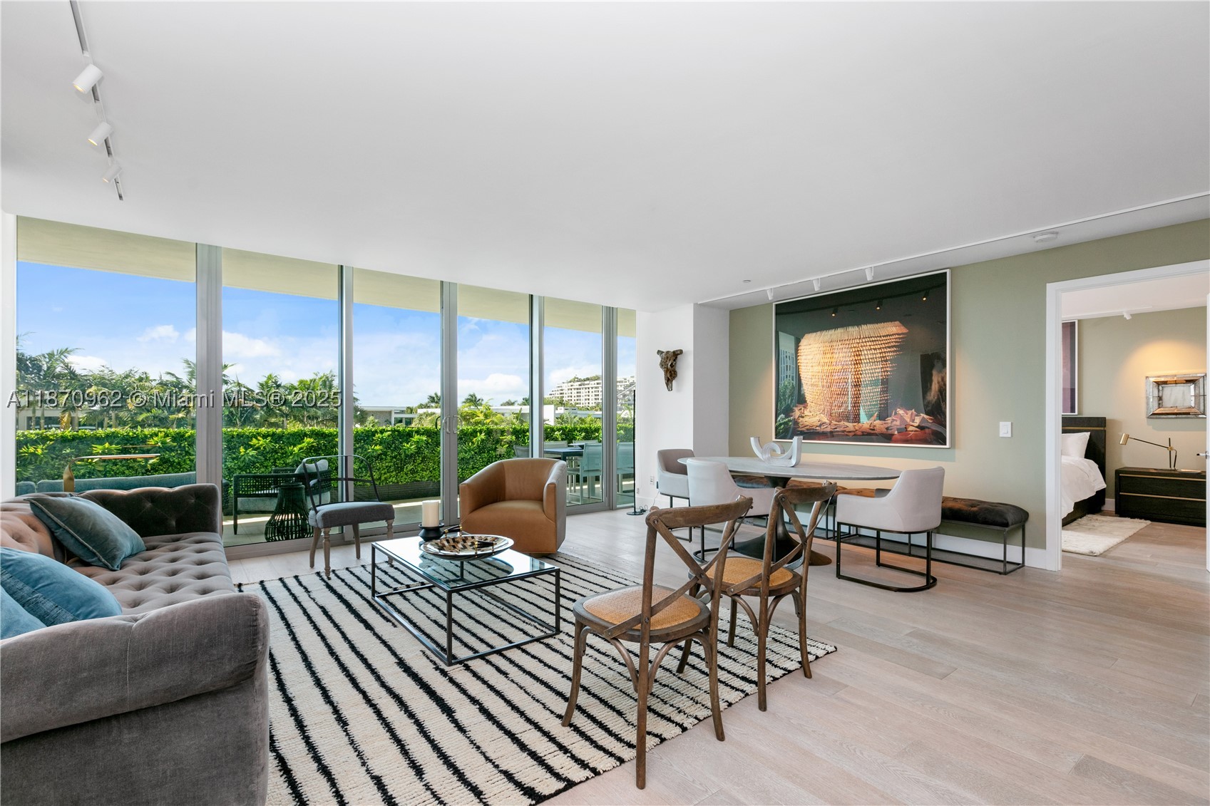 360 Ocean Dr 305S — photo