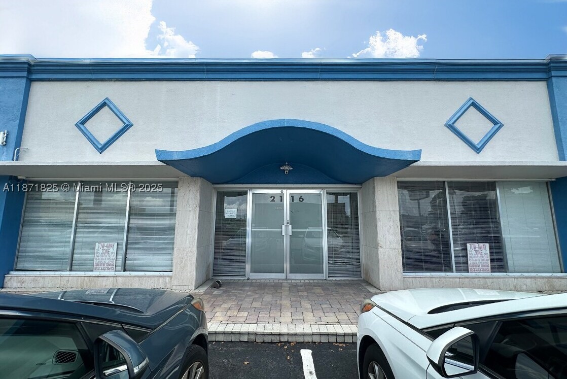 2116 N Dixie Hwy — photo