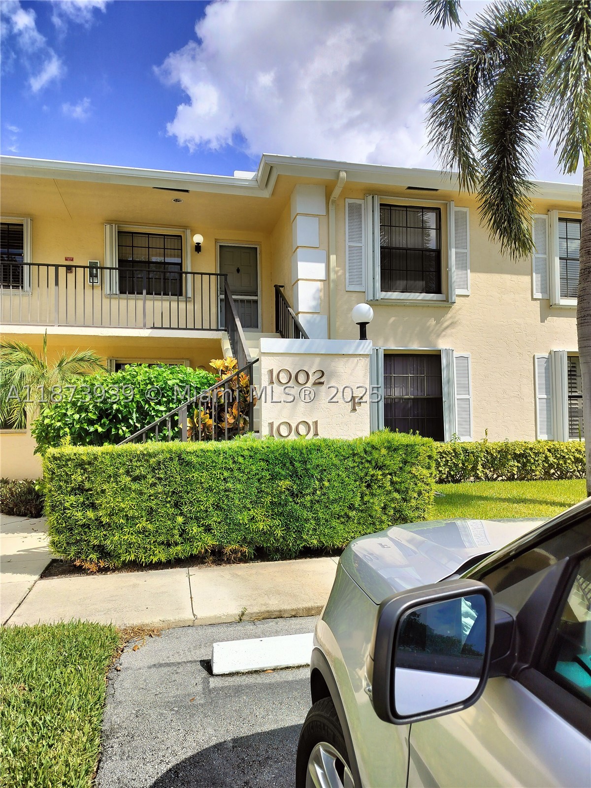 1002 Keystone Dr F — photo